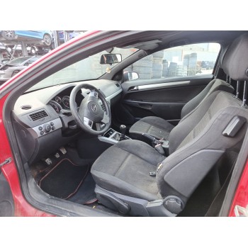 opel astra h gtc (a04) del año 2007