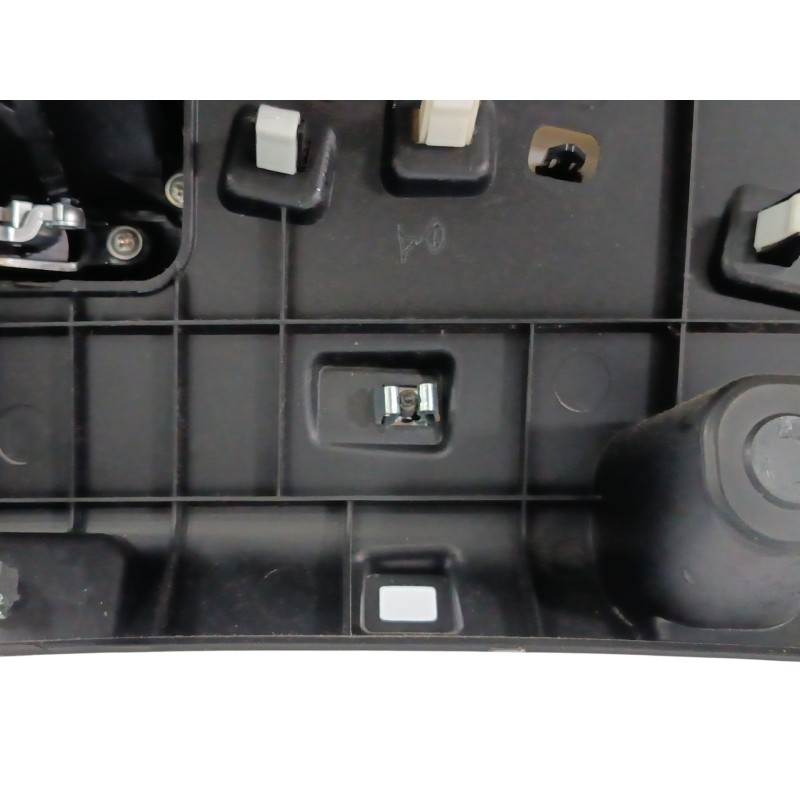 SALPICADERO 569002W100RYN 845302W000