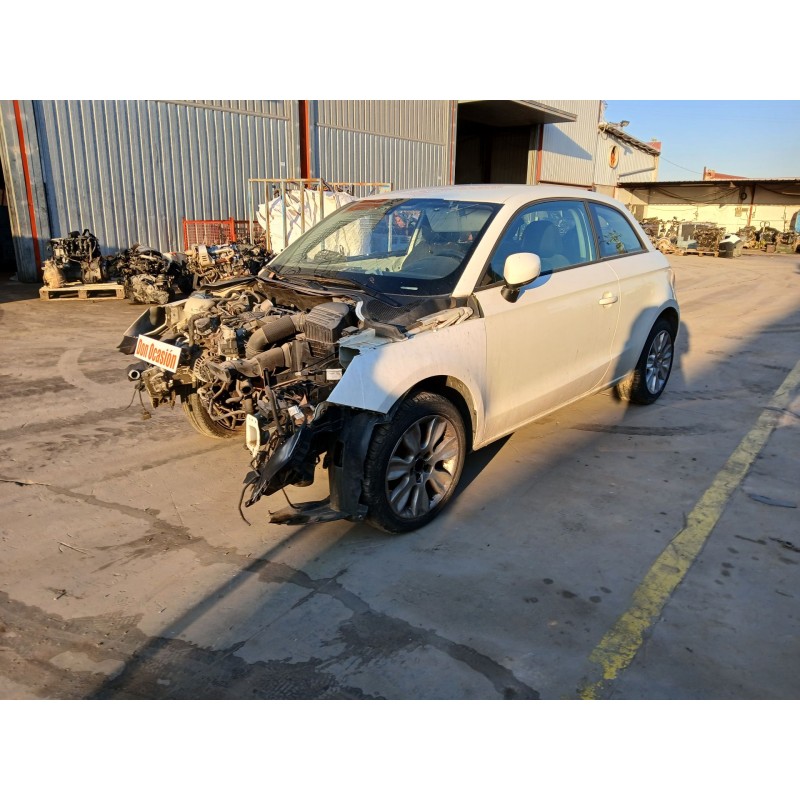 AUDI A1 (8X1, 8XK) 2010