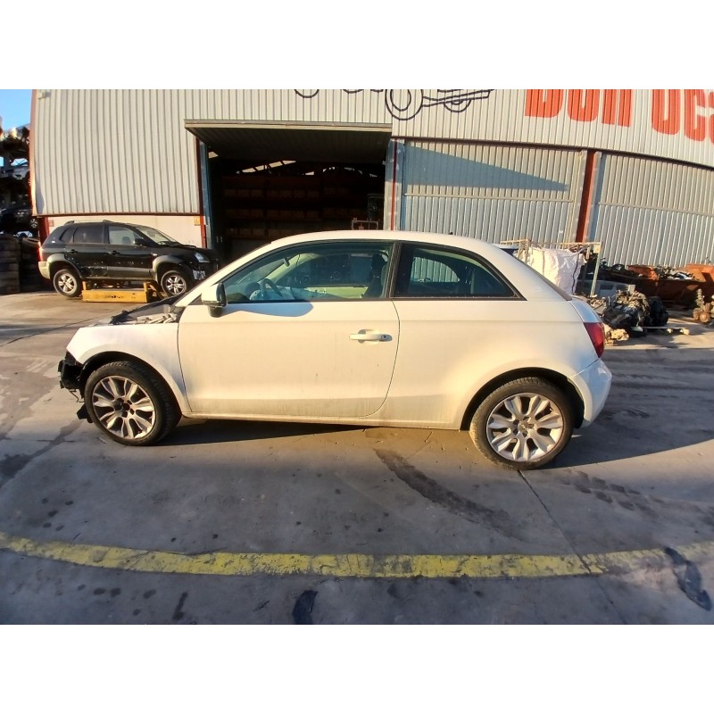 AUDI A1 (8X1, 8XK) 2010