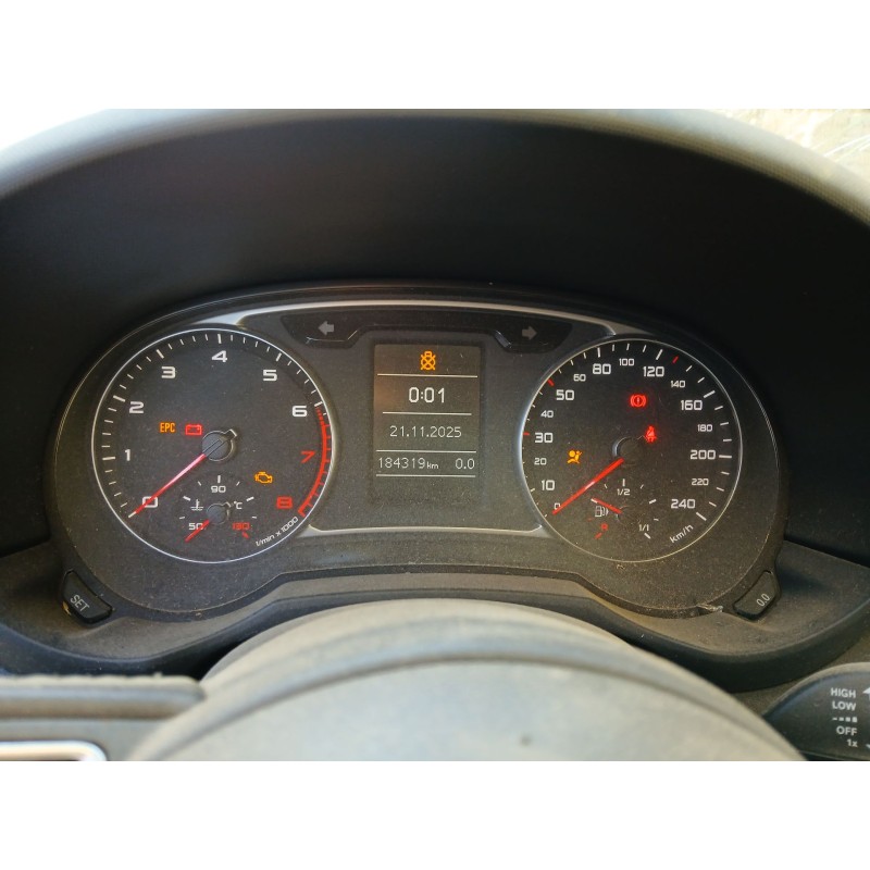 AUDI A1 (8X1, 8XK) 2010