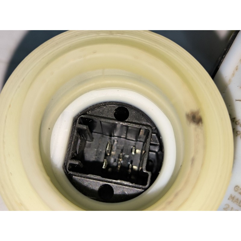 ELEVALUNAS TRASERO IZQUIERDO 554182101