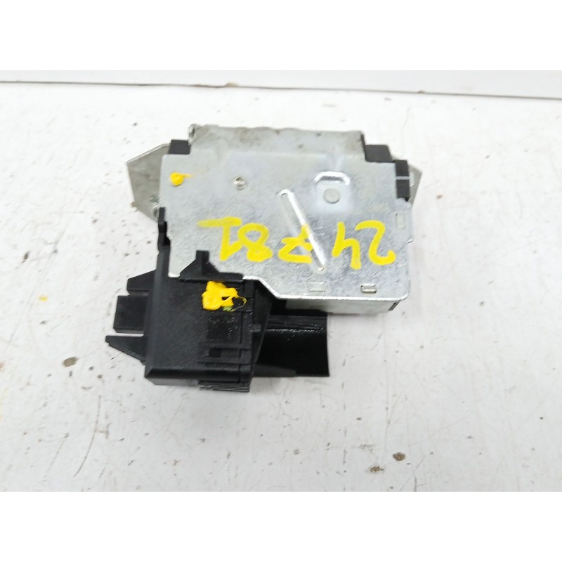 CERRADURA MALETERO / PORTON