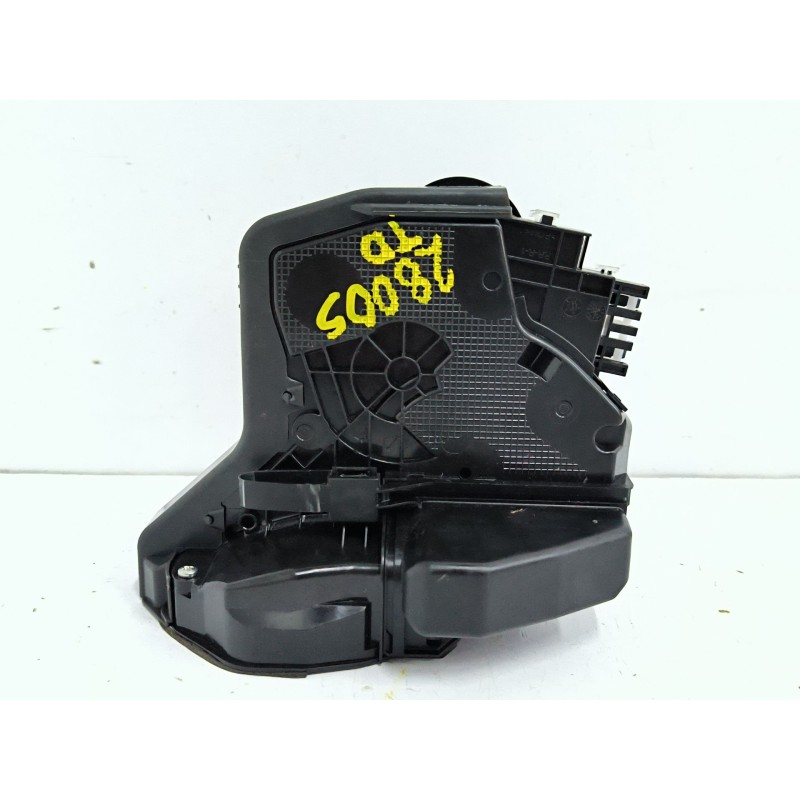 CERRADURA PUERTA TRASERA DERECHA