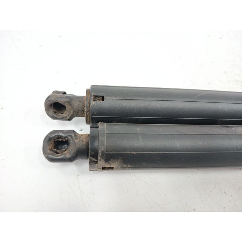 AMORTIGUADORES MALETERO / PORTON