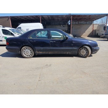 mercedes-benz clase e (w210) del año 2002