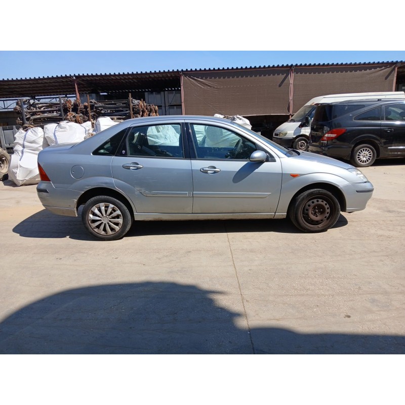 FORD FOCUS I Sedán (DFW) 2003