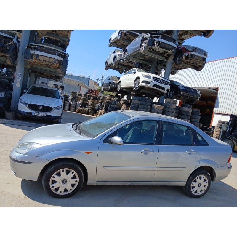 FORD FOCUS I Sedán (DFW) 2003