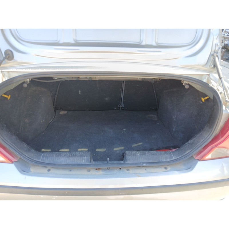 FORD FOCUS I Sedán (DFW) 2003