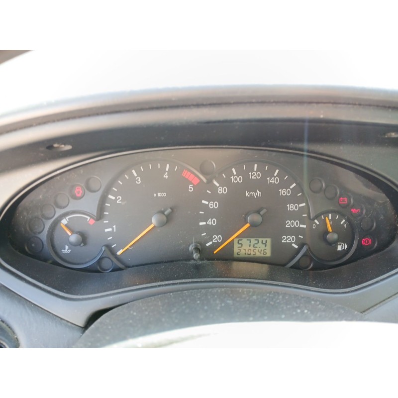 FORD FOCUS I Sedán (DFW) 2003