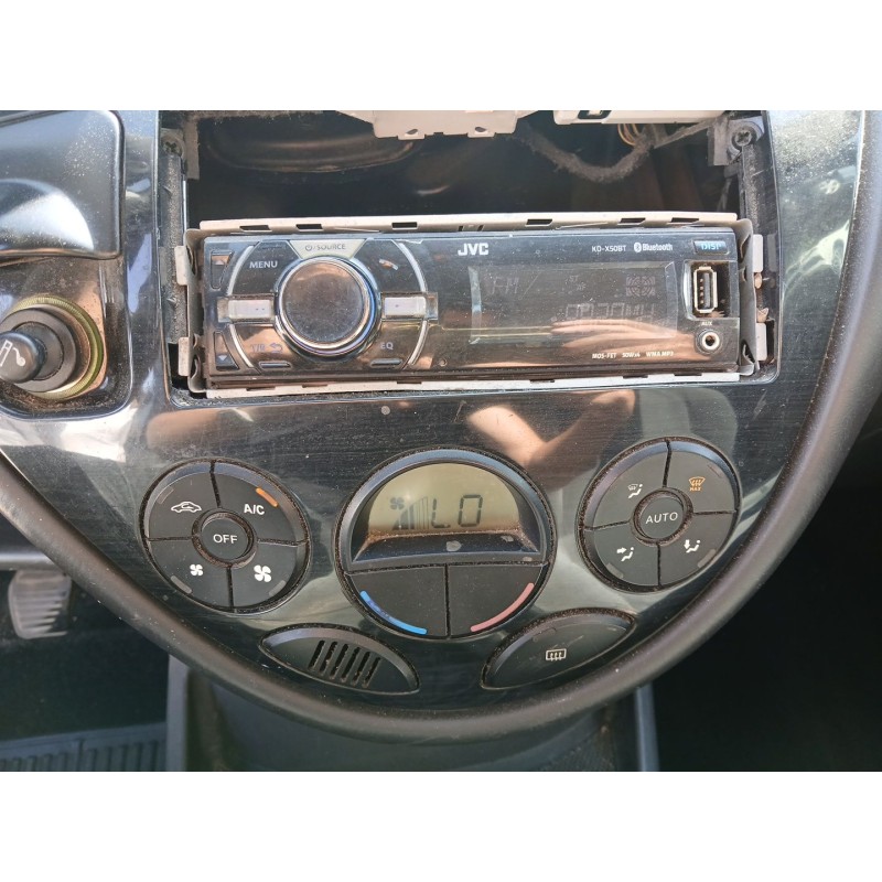 FORD FOCUS I Sedán (DFW) 2003