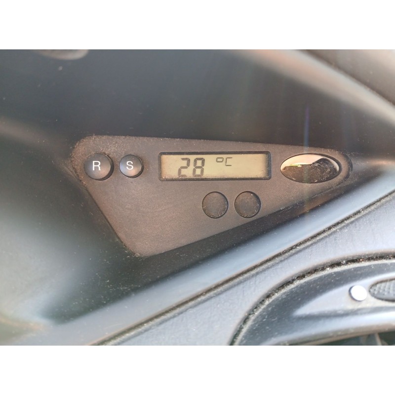 FORD FOCUS I Sedán (DFW) 2003