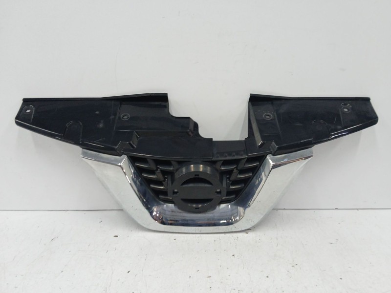 Recambio de rejilla delantera para nissan juke (f15) 1.5 dci referencia OEM IAM 62072BV80A  