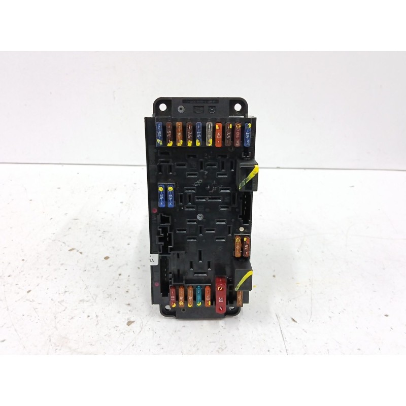Recambio de caja reles / fusibles para mercedes-benz clase c coupé (cl203) c 220 cdi (203.706) referencia OEM IAM 2095451101 5DK