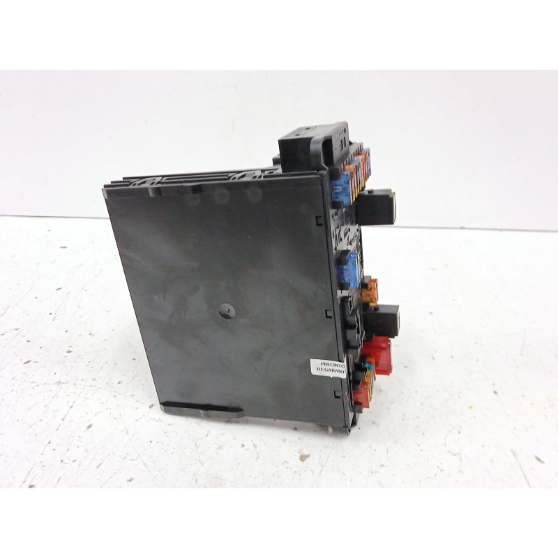 CAJA RELES / FUSIBLES 5DK00848511