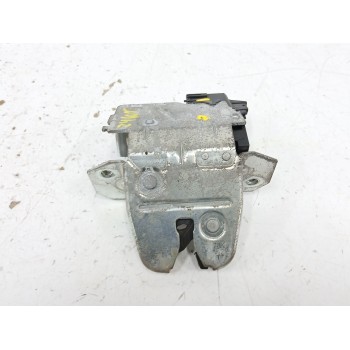 CERRADURA MALETERO / PORTON A2037400135 