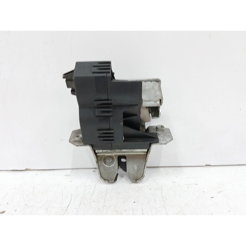 CERRADURA MALETERO / PORTON