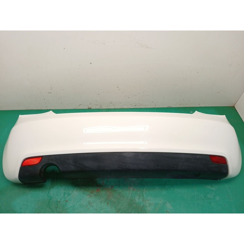 PARAGOLPES TRASERO 8X0807067