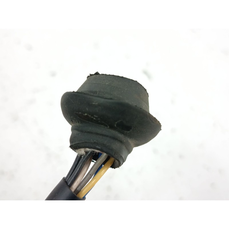 RETROVISOR DERECHO 6 CABLES