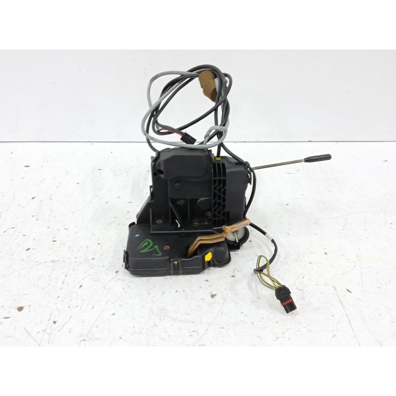 CERRADURA PUERTA DELANTERA IZQUIERDA