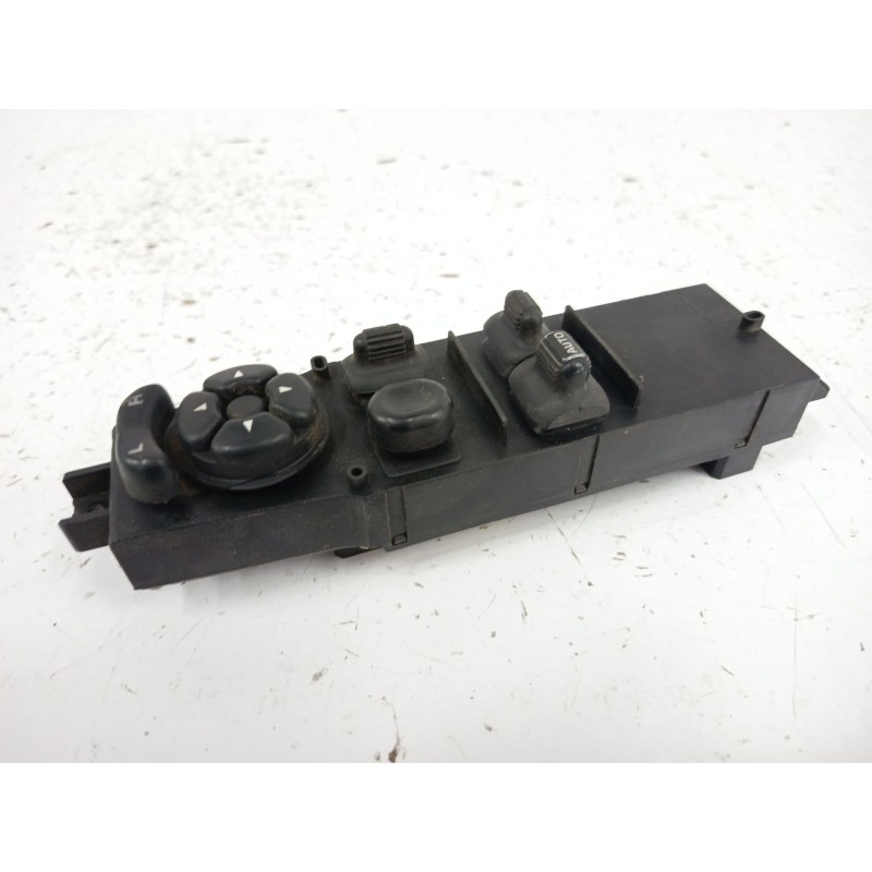 MANDO ELEVALUNAS DELANTERO IZQUIERDO