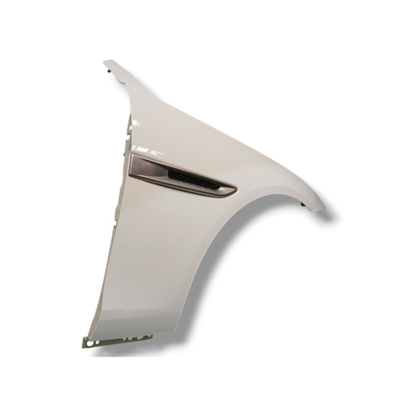 ALETA DELANTERA DERECHA T4N2636