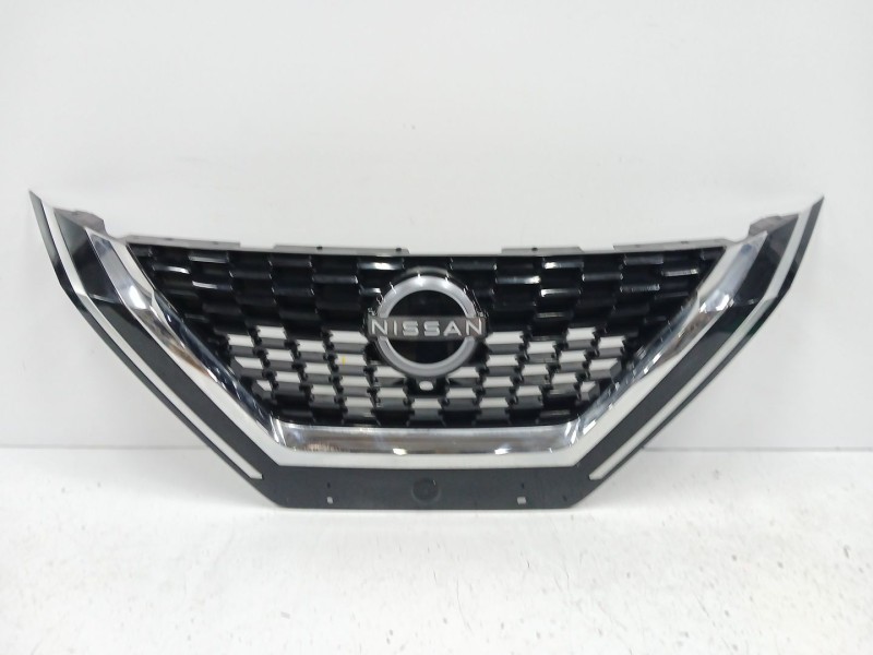 Recambio de rejilla delantera para nissan qashqai iii (j12) 1.3 dig-t a las 4 ruedas referencia OEM IAM 623106UA  