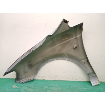 Recambio de aleta delantera derecha para hyundai trajet (fo) 2.0 crdi referencia OEM IAM 663213A210  