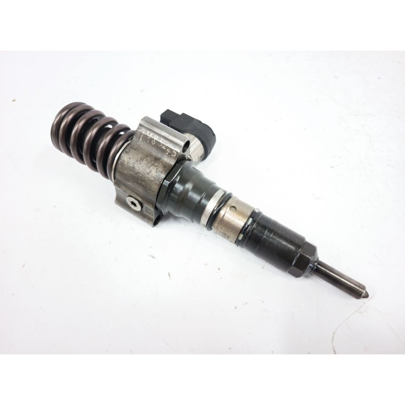 Recambio de inyector para volkswagen passat b6 (3c2) 2.0 tdi referencia OEM IAM 03G130073S  