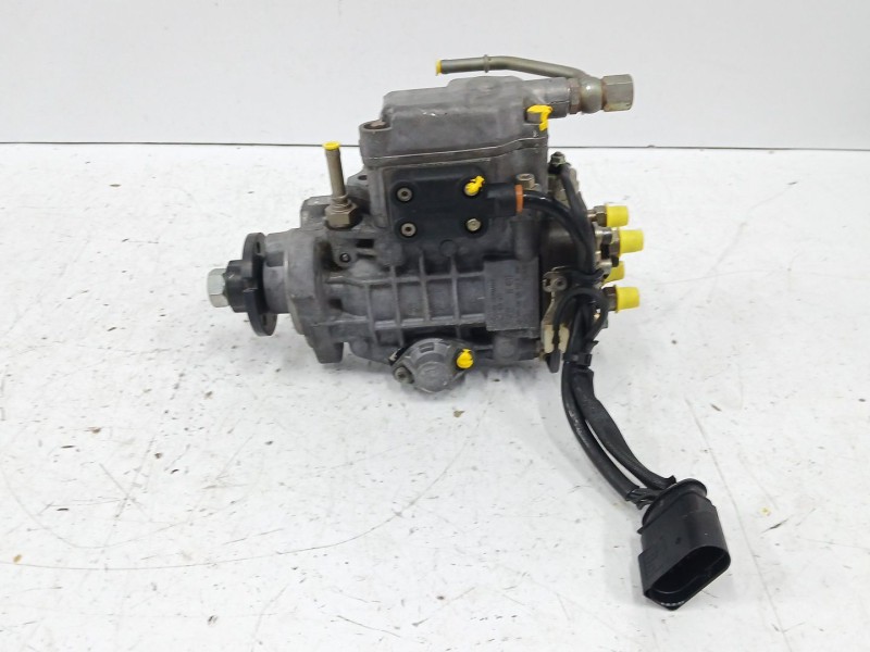 Recambio de bomba inyeccion para skoda octavia i (1u2) 1.9 tdi referencia OEM IAM 038130107D  0460404977