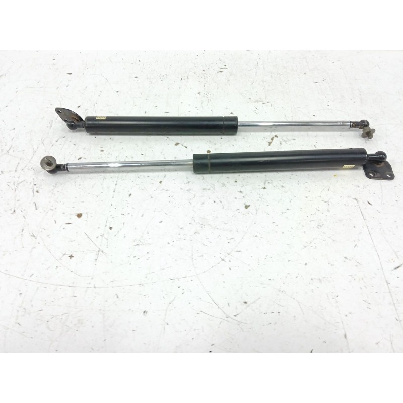 Recambio de amortiguadores maletero / porton para mitsubishi montero sport i (k7_, k9_) 2.5 td (k94w) referencia OEM IAM 3GJ27MX