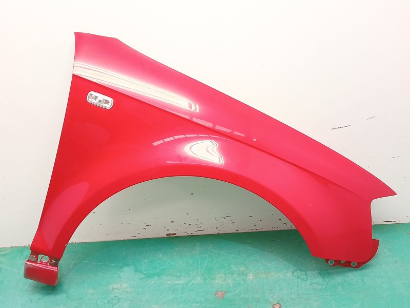 Recambio de aleta delantera derecha para audi a3 sportback (8pa) 2.0 tdi referencia OEM IAM 8P0821106F  