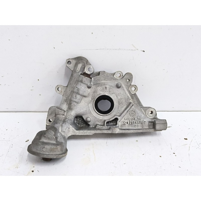 Recambio de bomba aceite para chrysler voyager (rg) 2.4 cat referencia OEM IAM 04781456  