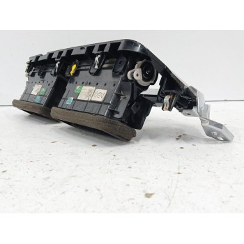 Recambio de rejilla aireadora para nissan qashqai iii (j12) 1.3 dig-t a las 4 ruedas referencia OEM IAM 687516RR0A  