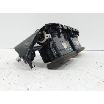 Recambio de rejilla aireadora para nissan qashqai iii (j12) 1.3 dig-t a las 4 ruedas referencia OEM IAM 687516RR0A  