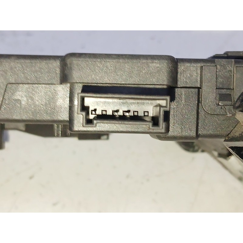 CERRADURA MALETERO / PORTON