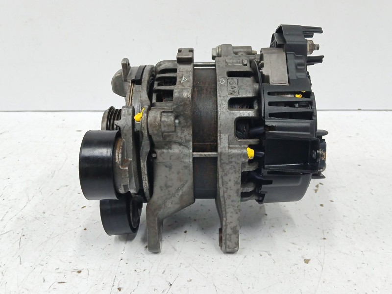 Recambio de alternador para nissan qashqai iii (j12) 1.3 dig-t a las 4 ruedas referencia OEM IAM 2310A1749R  2740571A