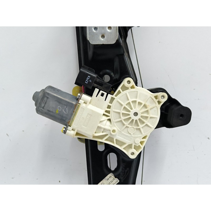 ELEVALUNAS TRASERO IZQUIERDO