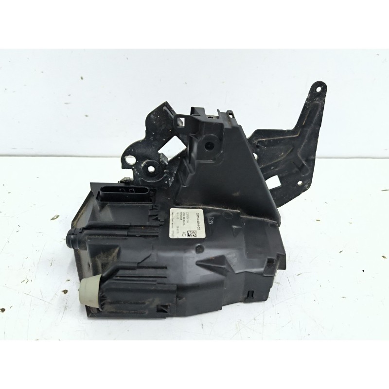 CERRADURA PUERTA TRASERA DERECHA