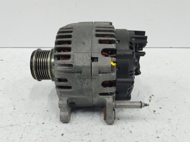 Recambio de alternador para volkswagen golf v (1k1) 1.9 tdi referencia OEM IAM 0986045340  