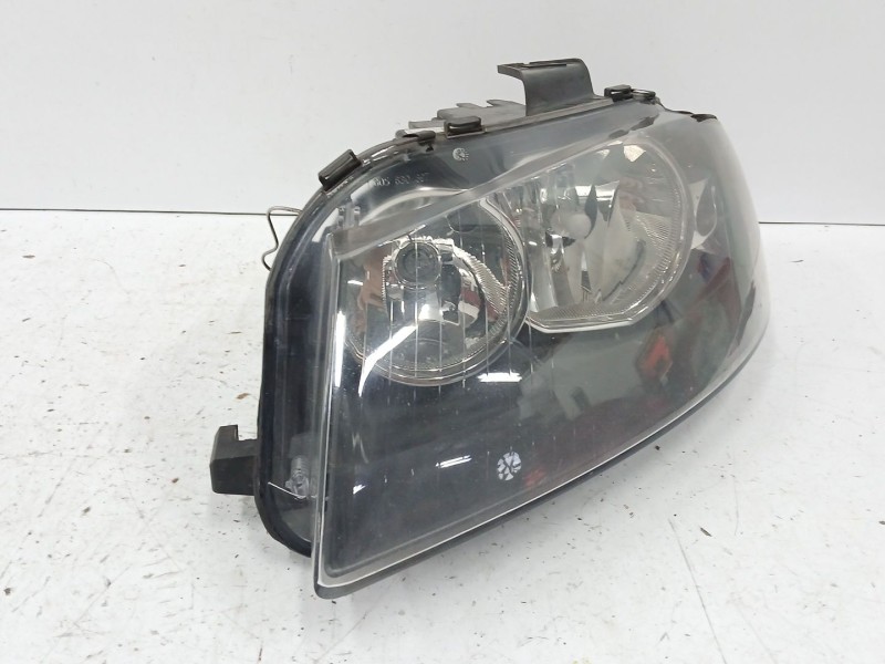 Recambio de faro izquierdo para audi a3 sportback (8pa) 2.0 tdi referencia OEM IAM 8P0941003K  0301206201