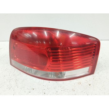 Recambio de piloto trasero derecho para audi a3 sportback (8pa) 2.0 tdi referencia OEM IAM 8P0945096  