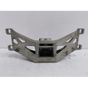 Recambio de soporte cambio trasero para jaguar xe (x760) 2.0 d referencia OEM IAM GX736A026CC  