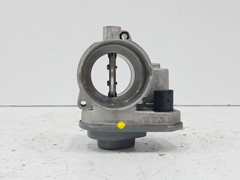 Recambio de caja mariposa para audi a3 sportback (8pa) 2.0 tdi referencia OEM IAM 038128063L  