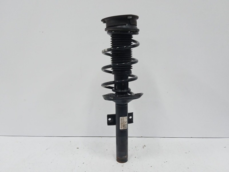 Recambio de amortiguador delantero izquierdo para seat arona (kj7, kjp) 1.0 tsi referencia OEM IAM 2Q0413031AA  