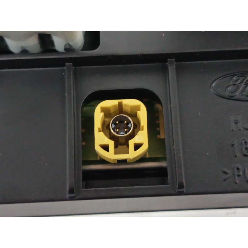 PANTALLA MULTIFUNCION