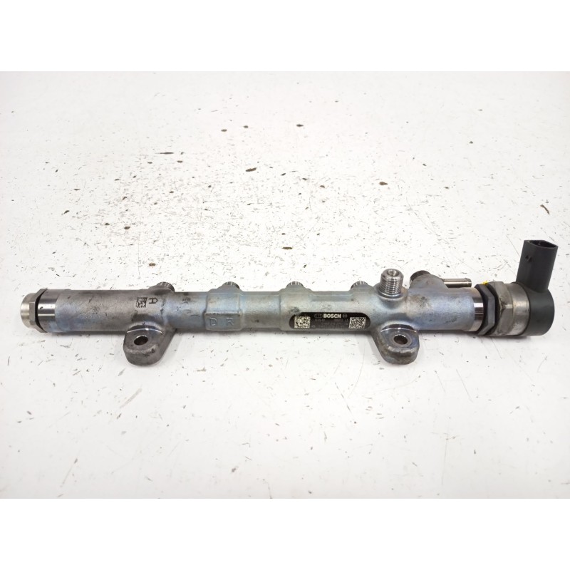 Recambio de rampa inyectora para mercedes-benz clase m (w166) ml 250 cdi / bluetec 4-matic (166.004, 166.003) referencia OEM IAM