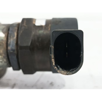 Recambio de rampa inyectora para bmw serie 5 berlina (e60) 530d referencia OEM IAM 7788679 0445216008 