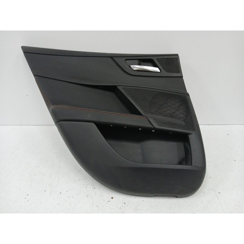 GUARNECIDO PUERTA TRASERA IZQUIERDA