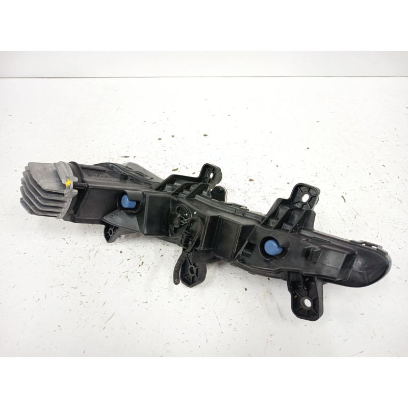 PILOTO DELANTERO IZQUIERDO